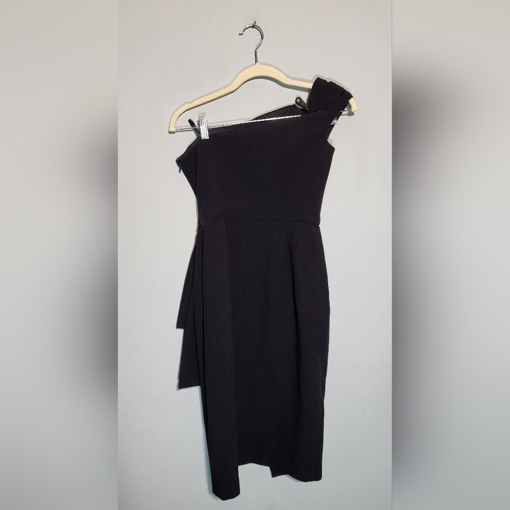 BLACK HALO Size 0 Angelica Cocktail Dress One Shoulder Sheath Little Black Dress - Picture 3 of 11